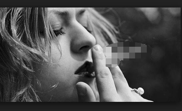 Robert Nixon, 15. yy da ngiltere'nin Cheshire ehrinde yaam kk bir ifti idi. Fakat buna ramen, gelecekle ilgili bir ok kehaneti doru kmtr. Bir kan sralamak gerekirse; "Herkesin aznda bacalar olacak (sigara)."