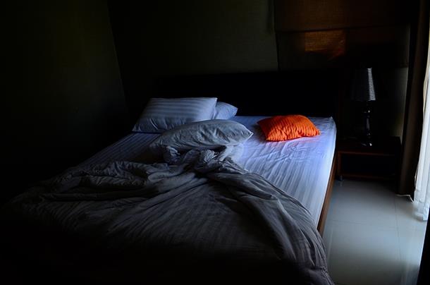 7. Uyumadan nce bir saat kadar karanlkta sessizce vakit geirmelisiniz.