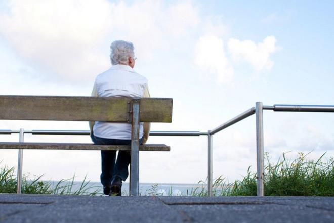Trkiye'de kdem alamayan tek bir alann kalmamasn ngren kdem tazminat dzenlemesi iin; belirlenen taslaklar zerinden ii ve iveren sendikalaryla alma balatlacak.