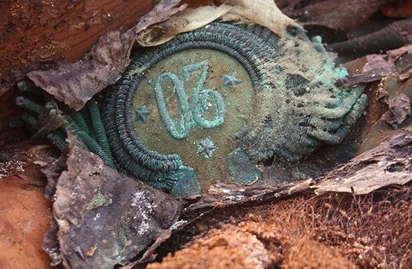 Vasiliy Geyman&#8217;n yeeni Aleksandr Geyman Rus Ordusu&#8217;nda tmgenerallik yapm. Vasiliy Geyman ile ayn ad tayan torunu ise nl bir tarihi. Naan Geyman&#8217;a ait olduunun belirlenmesi iin DNA testi yaplacak.