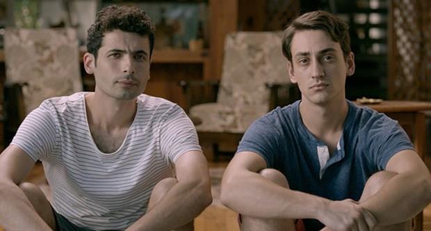 Yeni Balayanlar in Hayatta Kalma Sanat <br>      Burak Serbest'in yazp ynettii Yeni Balayanlar in Hayatta Kalma Sanat, intihar etmeyi dnen Kayra'nn, son bir kez babaannesini grmek iin kt yolculukta yaadklarn anlatyor.   <br>    (12 Mays 2017)