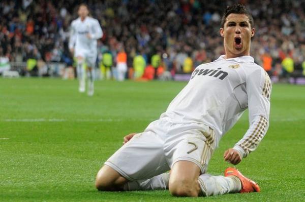 <p><b> C.Ronaldo </b></p>  Man. United - R.Madrid, 2009  <p>94 milyon Euro </p>