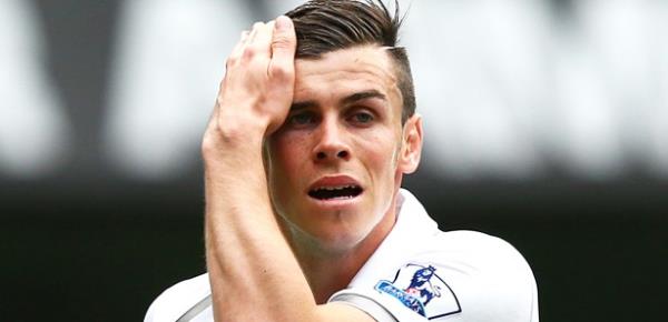 Real Madrid, Tottenham'n 24 yandaki yldz Gareth Bale'i transfer ettiini resmen aklad.