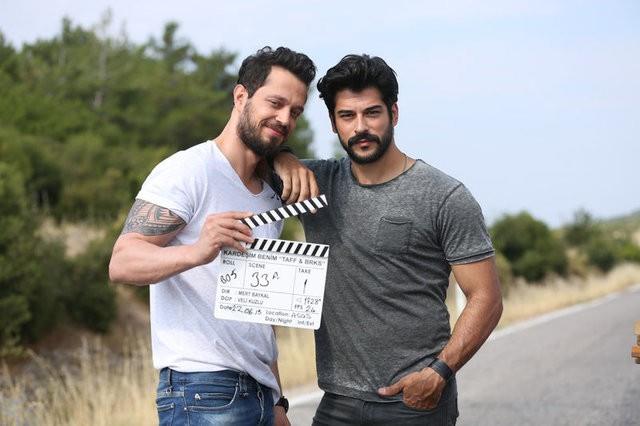 zivit, 2004 ylndaki bu yarmada gelecek vaad eden model seildi. 2005'te ise birinci oldu. Yani ksacas pten kan fotoraflar zivit'in yaamn deitirdi.