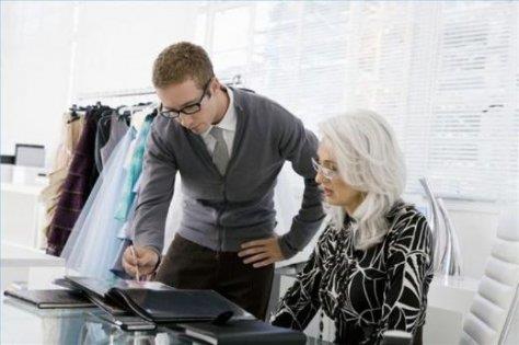 Yay�n Edit�r�    Y�ll�k geliri: 52 bin 238 Dolar