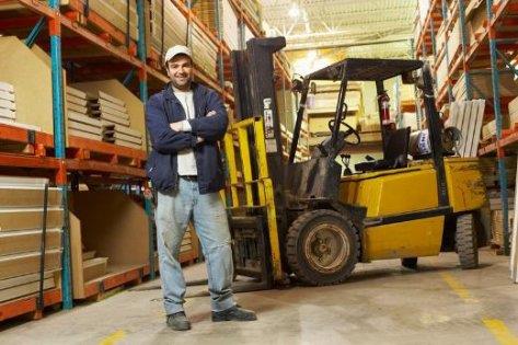 Forklift Operat�r�    Y�ll�k geliri: 42 bin 192 Dolar