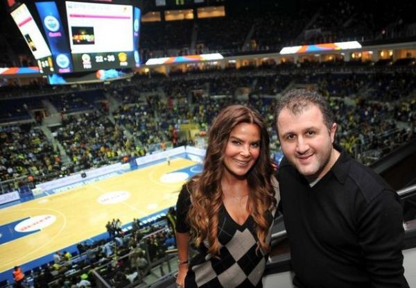 zlem Yldz-Sinan Serter ifti sekiz yllk evliliklerini bitirmek zere dava at.