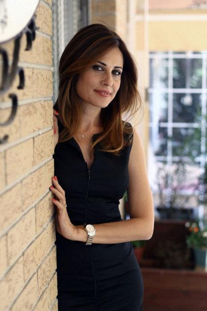 HANDE KAZANOVA / ASTROLOG- "BU BR TEMZLENME DNEM"