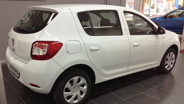 <p>Dacia</p>  <p>        Sandero Ambiance 1.0 Sce 75bg</p>  <p>       45.000</p>