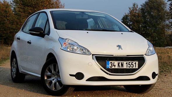 <p>Peugeot</p>  <p>      208 Acces 1.2 PureTech 82 hp</p>  <p>        55.400</p>