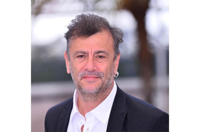 Ynetmen Kutlu Ataman, memleketi Erzincan&#8217;da iinde stdyo da bulunan bir ev yaptrd. te ynetmenin &#8216;KA House&#8217; adn verdii evi...