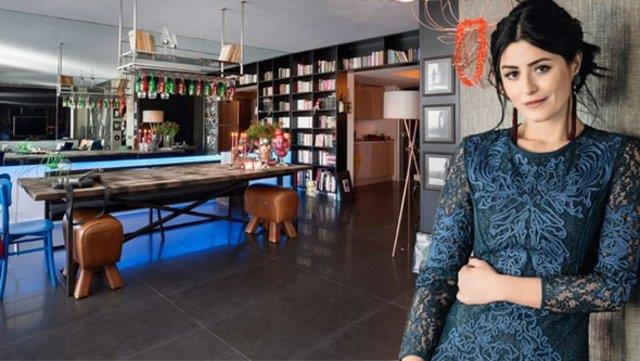 Deniz akr, Kurueme sahili zerinde yer alan  evinin kaplarn InStyle-Home dergisine at. te nl oyuncunun 190m2&#8217;lik muhteem evi...