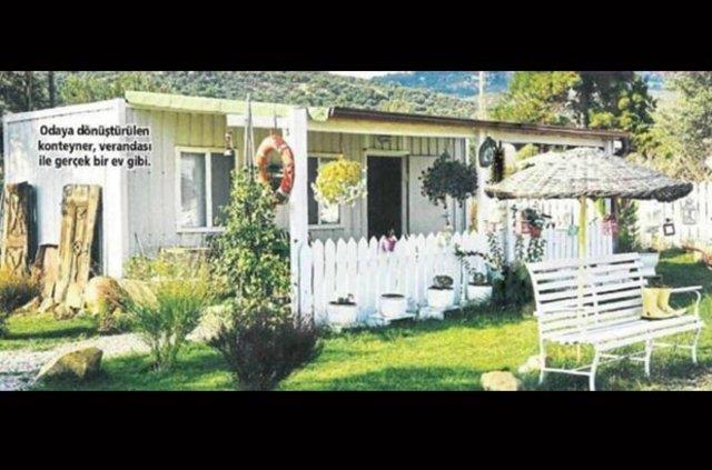 Assos-Kkkuyu yolu zerinde arazi alan Atilla Saral artk burada yayor. 15 metrekarelik konteyner ve 20 metrekarelik karavan onun yeni evi oldu.
