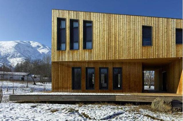 Ataman&#8217;n iine stdyo da yaptrd ev, ok sayda yabanc siteye haber oldu.