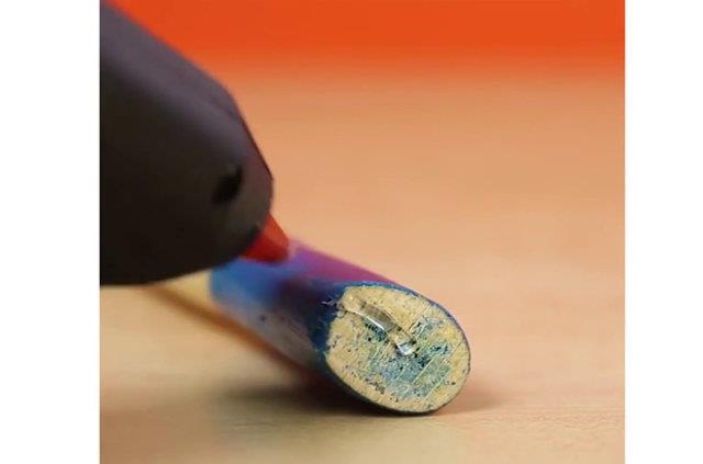 ivileri elinizde tutup eki kullanmak yerine, bir mknats eki altna yaptmanz iinizi kolaylatrr.