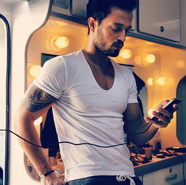 Bunun zerine atdan inen A.E., baba Cafer Boz ile karakola giderek ifade verdi. Doktor kontrolnden de geirilen vatanda, evine gnderildi.