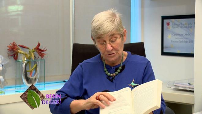 Kalp ve  Hastalklar Uzman Prof. Dr. Canan Karatay, kanser, alzheimer ve diyabet bata olmak zere her hastaln devasnn zeytinya olduunu syleyerek zeytinyann anne st ile e deerde olduunu syledi.