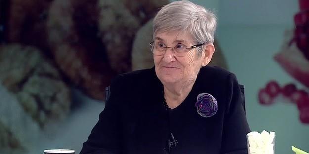 "Okullarda kantinlerin kalkmas lazm. Yani okullardaki kantinler bizim krpe bebeklerimize en kt kimyasal, fabrikasyon yiyecekleri sunuyorlar.