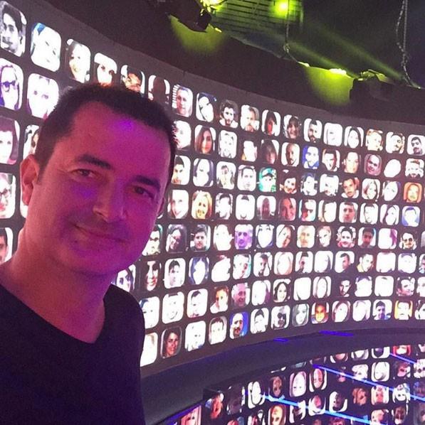 Nusret Gke'nin Acun Ilcal sayesinde gidip geldii Survivor'n onun nne n katmas su gtrmez bir gerek. Ancak durum daha da farklym. Acun Ilcal ve Nusret Gke olduka yakn iki arkadam. Acun Ilcal, Okan Baylgen'in ettii laflar azna tkad.