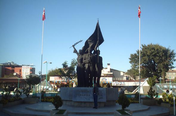 <p>Idr</p>  <p>  2014: 4,6 kii</p>  <p>  2015: 4,5 kii</p>  <p>  2016: 4,4 kii</p>  <p>  </p>