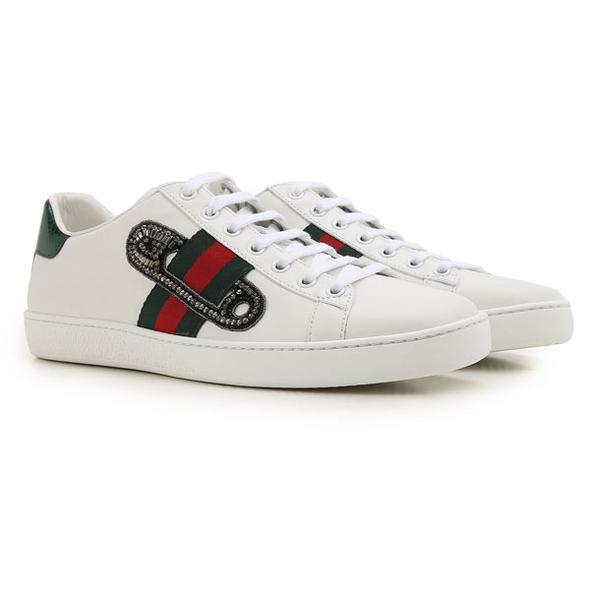 Bteniz uygunsa &#8216;trendy&#8217; anneler Gucci sneakers&#8217;lar ok seviyor. (2700 TL.)