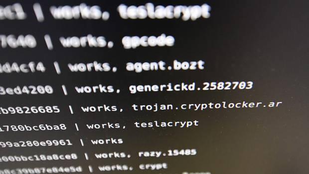 "Ylda iki yze yakn siber saldry bertaraf ediyoruz ancak bylesi bir saldry hi grmedik&#8221; eklinde konuan Wainwright, pazartesi gn saldrnn gerek boyutlarnn daha net anlalacan ifade etti.