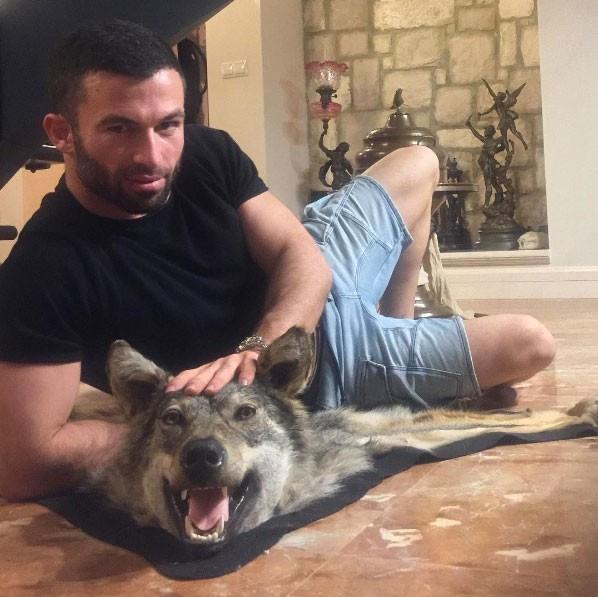 Bu post ile paylat fotoraf takipilerinden olduka fazla tepki almt. Ancak bu paylama Turabi'den dzeltme geldi.