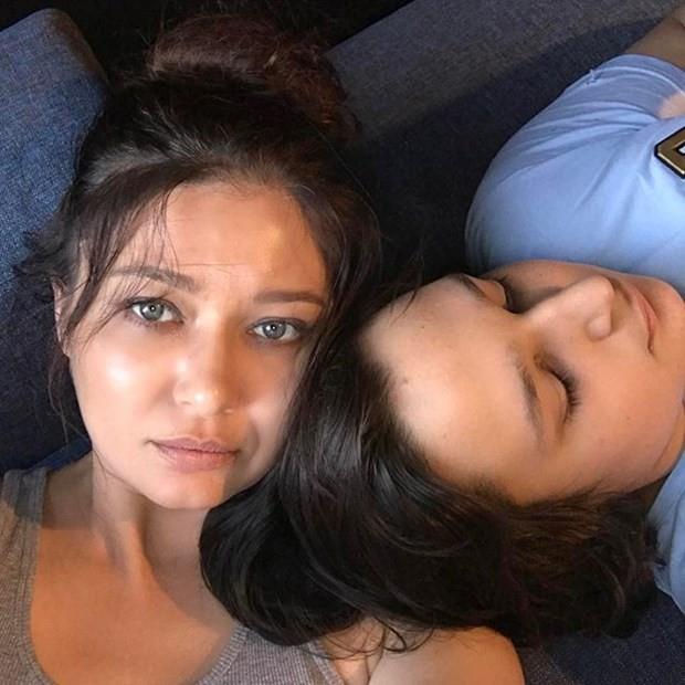 Nurgul Yesilay    "Gnn sonu"