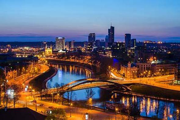 <p>15- Litvanya</p>  <p> </p>  <p>GSYH bymesi (Yzde): 1.6</p>  <p> </p>  <p>Kii bana GSYH (Dolar): 14,200</p>  <p> </p>  <p>Nfus: 2.9 M</p>