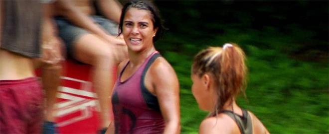 letiim dl oyununda Berna ile yaran Sabriye, puan rakibine kaptrnca sinirden deliye dnd.