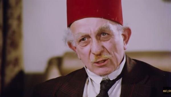 "Kemerburgaz'n lnde deveden dt, i kanama geirip ld. Akil ztuna lmeden nce ilk yardm hastanesinde hasta yatanda baladlar filmi. Aman bir boluk olmasn, montajda bir ey olmasn diye.&#8221; eklinde yantlamt.