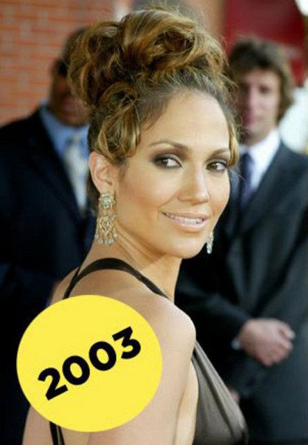 Amerikan basnndan Buzfeed sitesi son 10 yl iinde neredeyse hi deimeyen nl yldzlar aratrd. Yakkll ya da gzellii ile tannan bu isimler adeta yllara meydan okuyor. Hatta bazlarnn yalanmak yerine genletiini sylemek bile mmkn...