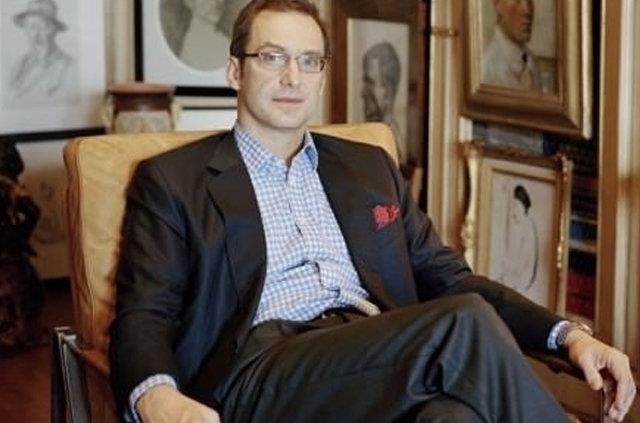 <p><b>mer Ko (</b>Ko Holding)</p>    <p>Serveti: 750 milyon dolar</p>    <p>Tuttuu takm:<b>Beikta</b></p>