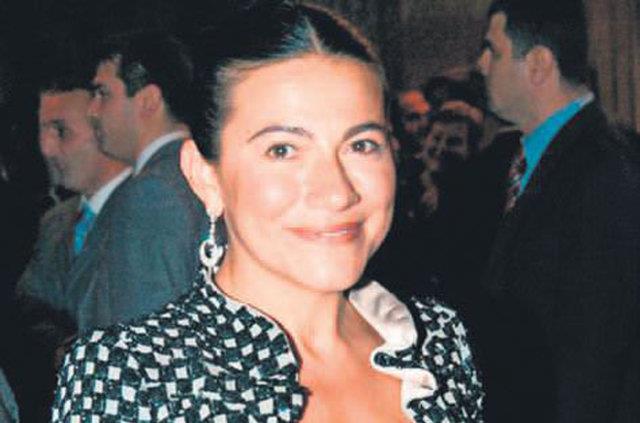 <p><b>Filiz ahenk (Dou Holding)</b></p>    <p>Serveti: 1.9 milyar dolar</p>    <p>Tuttuu takm: <b>Fenerbahe</b></p>