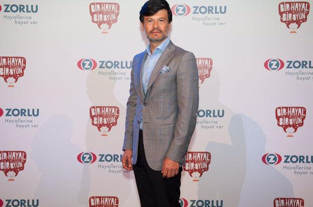 <p><b>Olgun Zorlu (</b>Zorlu Holding)</p>    <p>Serveti: 875 milyon dolar</p>    <p>Tuttuu takm:<b>Manisaspor</b></p>