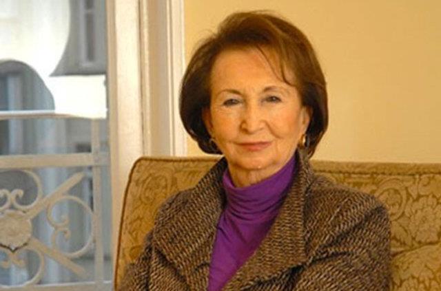 <p><b>Semahat Arsel (Ko Holding)</b></p>    <p>Serveti: 2.4 milyar dolar</p>    <p>Tuttuu takm: <b>Fenerbahe</b></p>