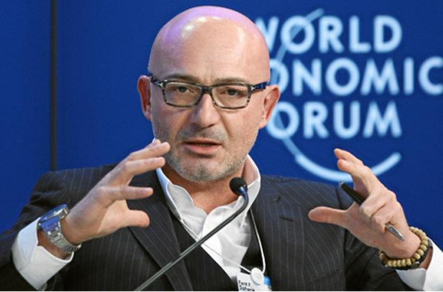 <p><b>Ferit ahenk (Dou Holding)</b></p>    <p>Serveti: 2.1 milyar dolar</p>    <p>Tuttuu takm: <b>Fenerbahe</b></p>