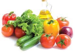 Evet u an duyuyorum seni &#8220;Hayr bu kiloyu istemiyorum&#8221; diyorsun o zaman neden baladn ii bitirmiyorsun? Bugne kadar isteyip baardn eyleri dn. Hedefe ulamak iin neler yaptn, zorluklar nasl atn ama konu diyete gelince hemen nasl pes ettiini kendine bahaneler bulduunu da kabul et. &#8220;Yaa olmuyor ite ilk aylar iyi de sonra duruyor&#8221; ya da &#8220;Veremiyorum ite benim metabolizmam yava&#8221; gibi kendi yalanlarna bile inanyor insan ama bunu yapma. Haklsn diyet yapmak zor ama kolaylatracak, diyeti sevimli yapacak bir sr yol var.