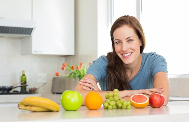 &#8226; Gn boyu iki farkl bitki ay daha tketin hatta 1 litrelik zayflama aymzdan da kullanabilirsiniz.  <br>  &#8226; Mevsim sebze meyvelerini tercih edin.  <br>  &#8226; Salatalara mutlaka elma sirkesi, 1 yemek ka zeytinya ekleyin.