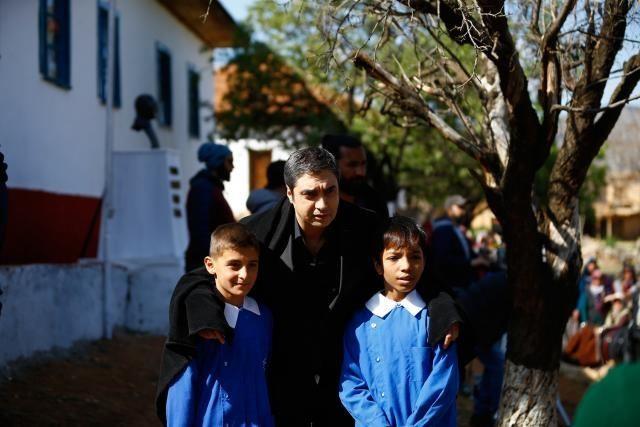 Tabii ki hurdaya km bir devlet maln bile 'patlatmayalm' derken, en ar makineleri insanlarn zerine srmekten ekinmeyen bir gruh vard karmzda. Tm milletimize, devletimize gemi olsun, inallah tekrarlarn yaamayz. Allah korusun." yantn verdi.