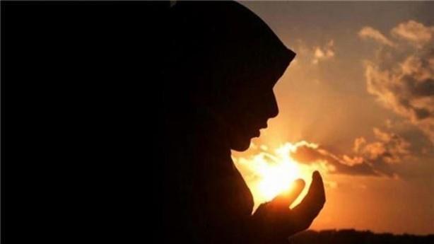 "Yannzda orulular iftar etsin ve iyi kimseler yemeinizi yesin. Melekler, size dua, rahmet ve mafiret dilesin (zerinize insin)."[58]