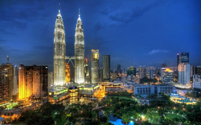Kuala Lumpur (Malezya) 13,5 saat