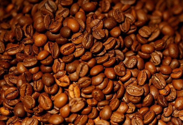 12- Egzersizden daha iyi sonu almanz salar. nk kahve, kan aknzdaki adrenalin miktarn artrr. Bu da vcudunuzun fiziksel egzersiz srasnda kendisini daha fazla harekete geirmesine yardmc olur.