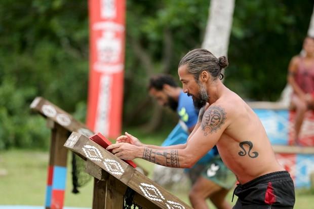 Survivor son blmde kazanann Kbrs'taki finale kalmay garantilecei sezonun son sembol oyununda her yarmacya 2'er can verildi.