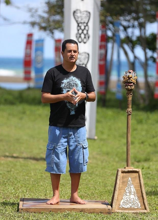 Son blmde ayrca Ilcal, Survivor finali hakknda yle konutu: "Sema dnda 4 isim daha Kbrs'a gidecek. Kbrs finalinin oyunlar burada oynanacak. Hzlandrlm oyunlar oynanacak. simler belli olduktan sonra buradan bir ismi Kbrs'ta direkt olarak final koltuuna oturtacaz."    te Survivor'da cumartesi gn yaananlar...