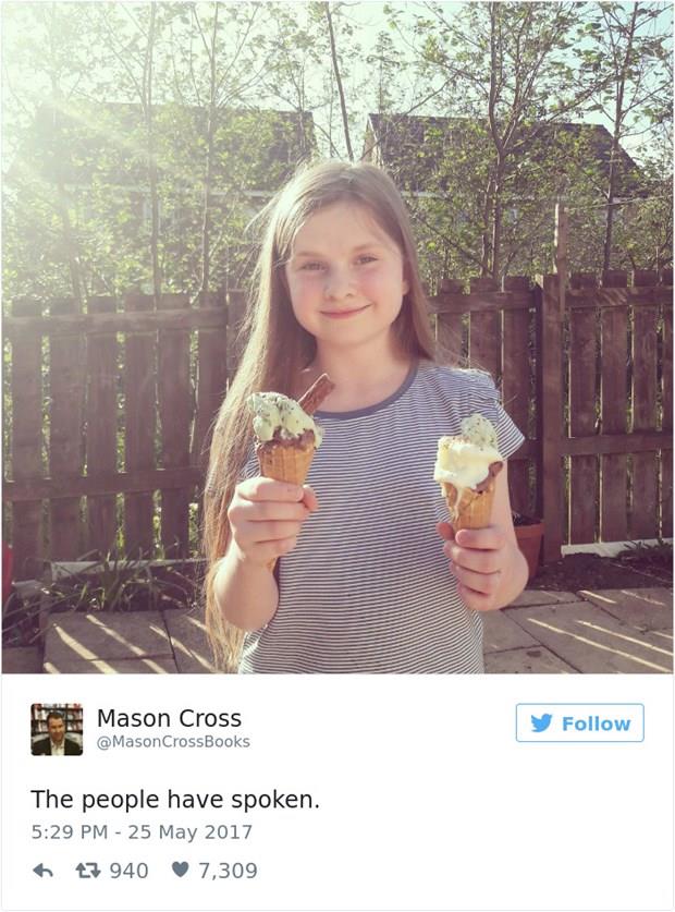 Sosyal medya kunullanclarnn srar sonucu bir paylam daha yapan baba, kzna dondurma aldn belirtti.