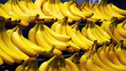 Sahurda bir kase yourdun ierisine dilimleyeceiniz 1 adet muz, hem gerekli vitaminleri almanz hem de tok durmanz salayacaktr.