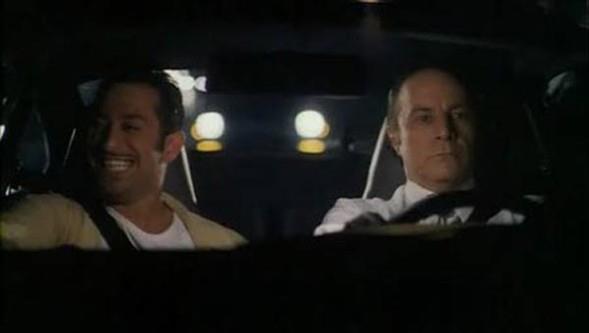 HER EY OK GZEL OLACAK-  TAKSC, UYUTURUCU HAP ALIP SATAN ADAMIN TELEFONUNU CEM YILMAZ'A VERYOR. TELEFON NUMARASI FLMN SPONSORU OLAN TELSM'E AT. CEM YILMAZ, BUNU YCE BELRTMEK N SORUYOR: "BAI 542 MYD AB?" UYUTURUCU HAP SATANLARIN TELSM' TERCH ETMES Y BR EY M?