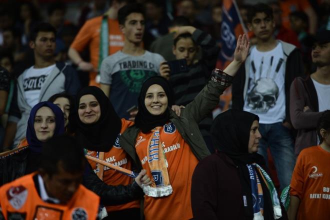 Trkiye Kupas Finali'nde Atiker Konyaspor ile Medipol Baakehir kar karya geldi.