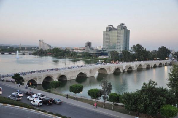 Bu onarmlara ilikin eitli kaytlar bulunuyor. Bunlardan en eskisi, 1713 tarihli Sultan III. Ahmed zamanna ait olan kayt.